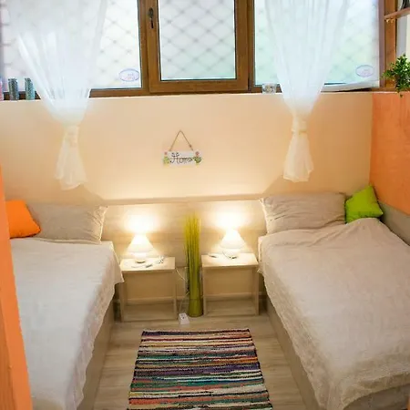 4 Seasons Apartments, A1 Apartment Plowdiw