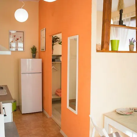 4 Seasons Apartments, A1 * Plowdiw