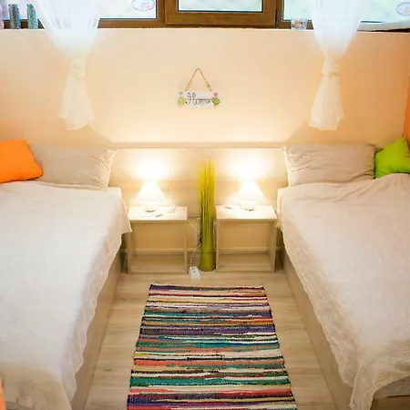 4 Seasons Apartments, A1 Plowdiw